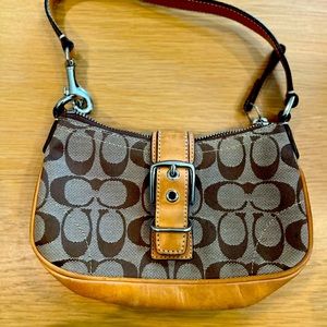 Classic coach clutch